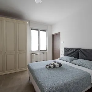 https://villino-liber.italymilanhotels.net